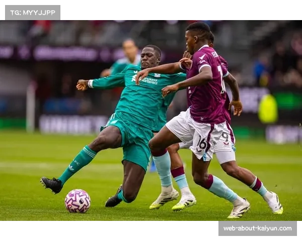 切尔西1-1被伯恩利绝平 欧冠资格争夺形势严峻